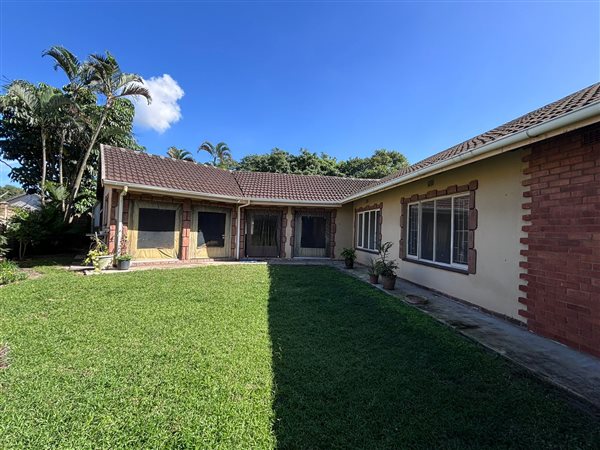 3 Bedroom House 3 Bedroom House