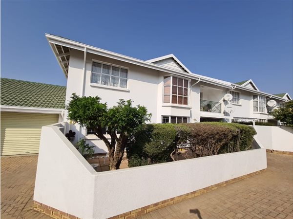 3 Bedroom Townhouse 3 Bedroom Townhouse