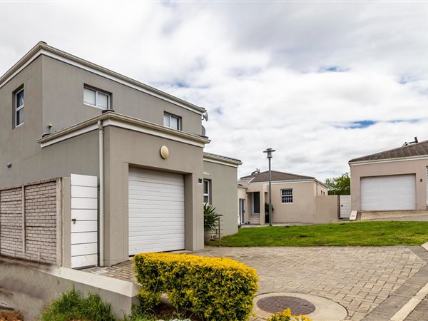3 Bed House in Nahoon Valley Park
