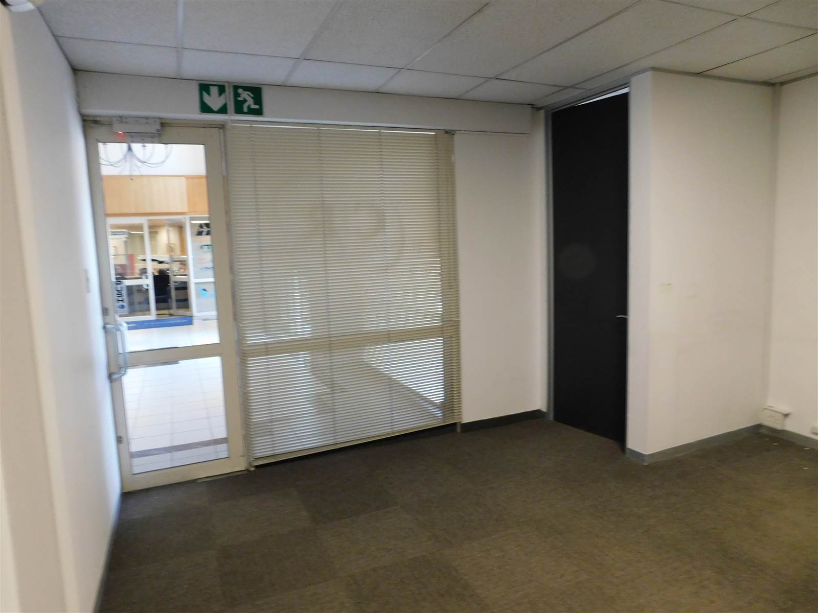120  m² Commercial space in Ferndale photo number 4