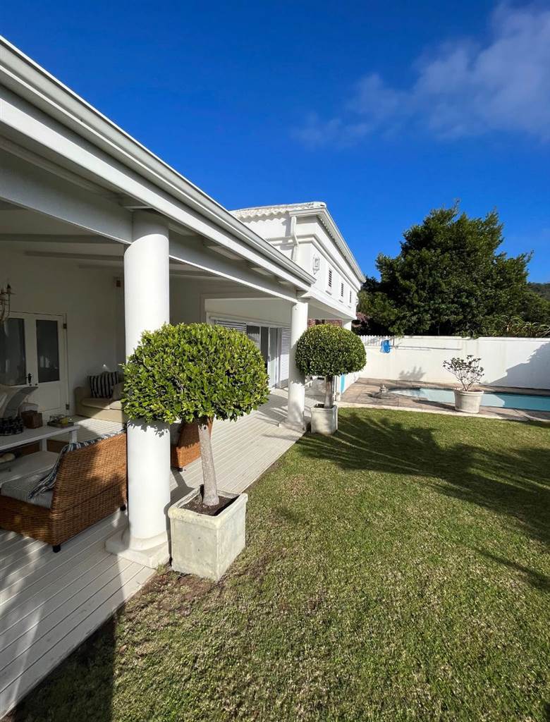 5 Bed House in Plettenberg Bay photo number 3