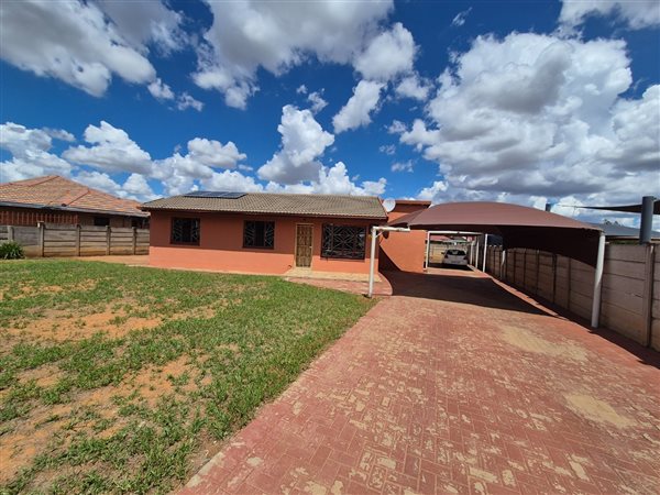 3 Bedroom House 3 Bedroom House