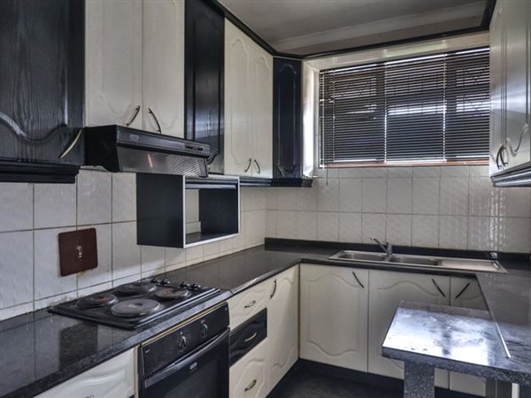 2 Bed Apartment in Ashley