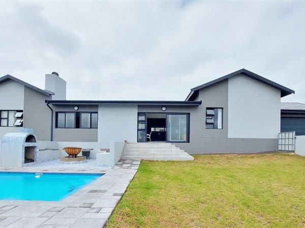 3 Bedroom House 3 Bedroom House