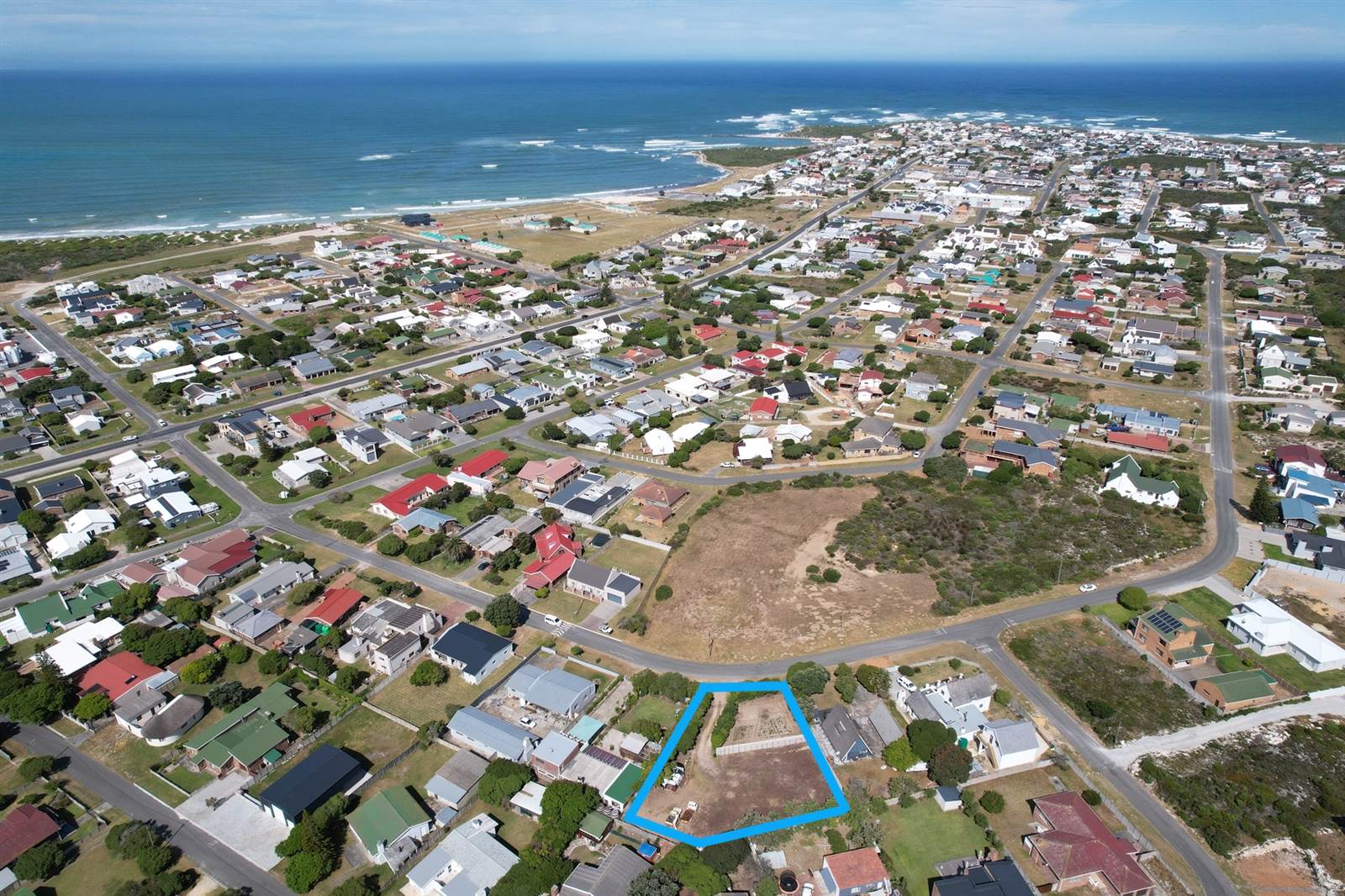 1285 m² Land available in Struisbaai photo number 2