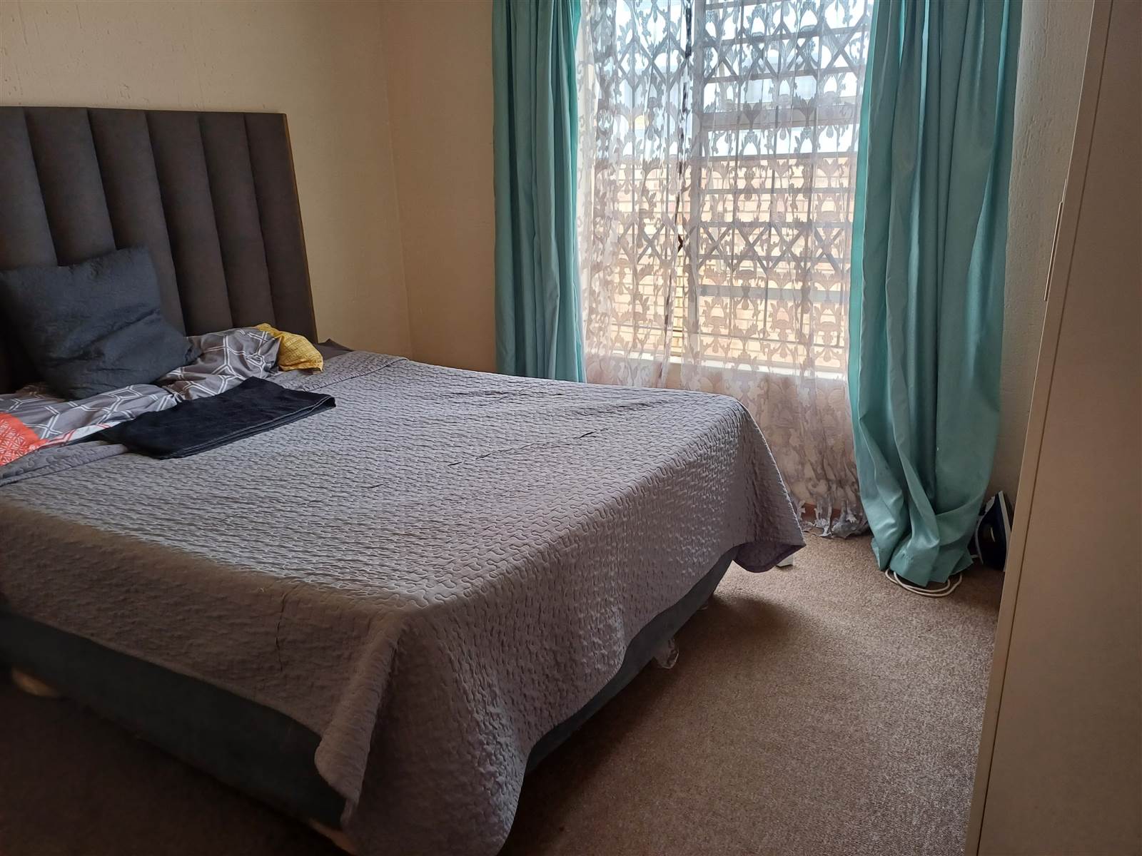 2 Bed Townhouse in Olievenhoutbosch photo number 6