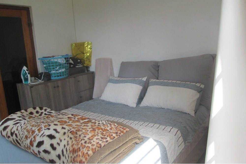2 Bed Apartment in Umtentweni photo number 19