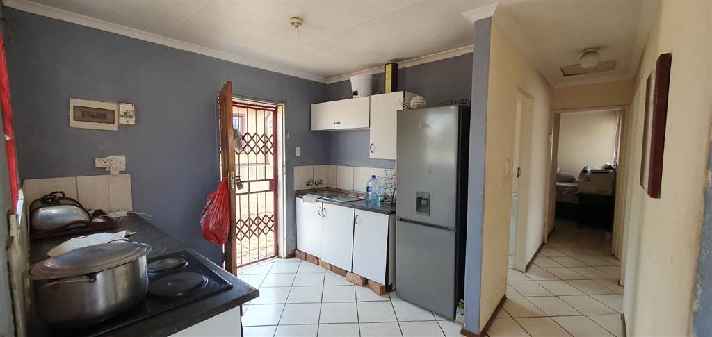 3 Bed House in Duvha Park photo number 5