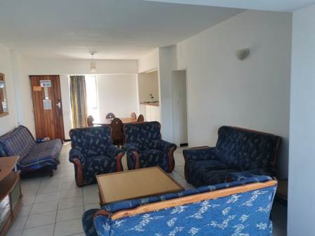 2 Bed Apartment in Umzinto photo number 13