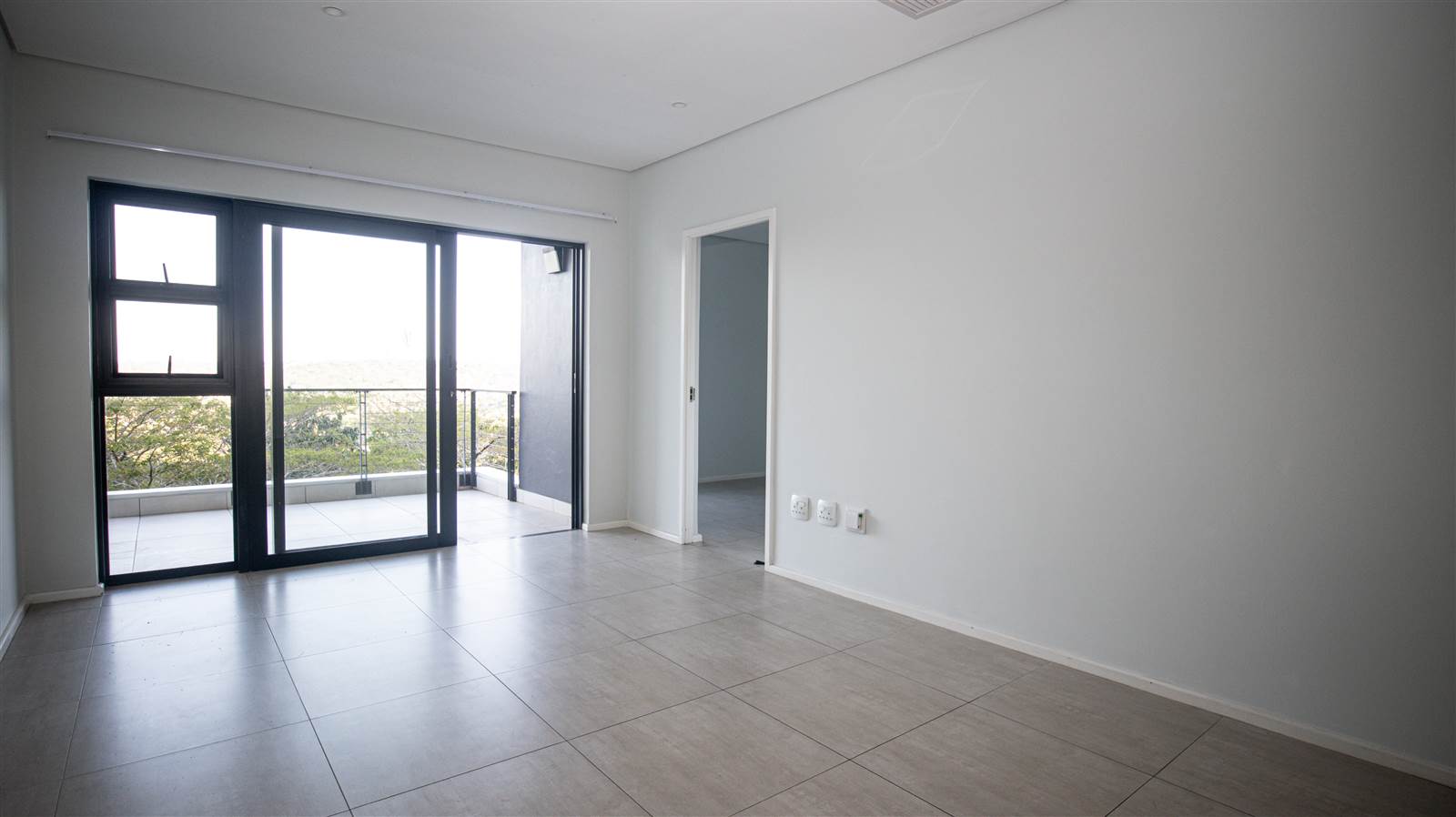 2 Bed Apartment in Ballito photo number 15