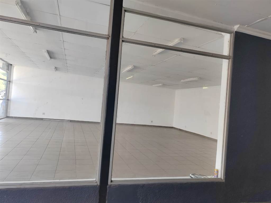 3100  m² Commercial space in Benoni Central photo number 9