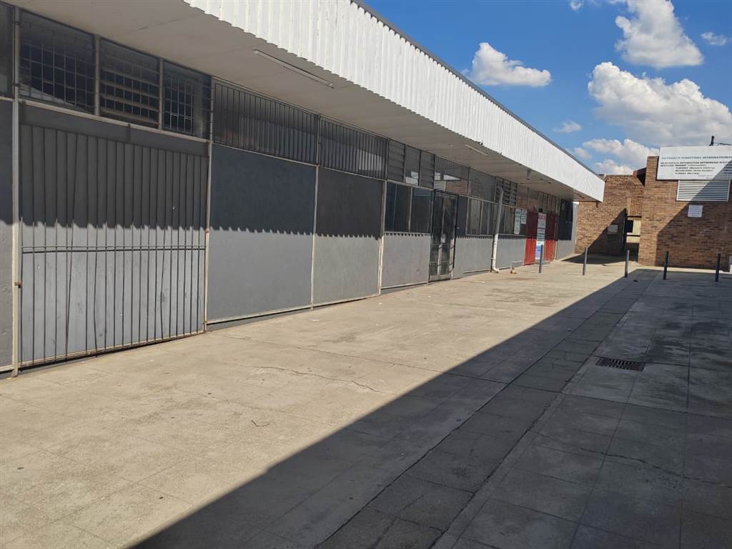 3100  m² Commercial space in Benoni Central photo number 23