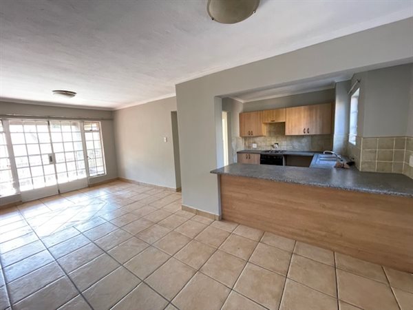 2 Bed Townhouse in Castleview