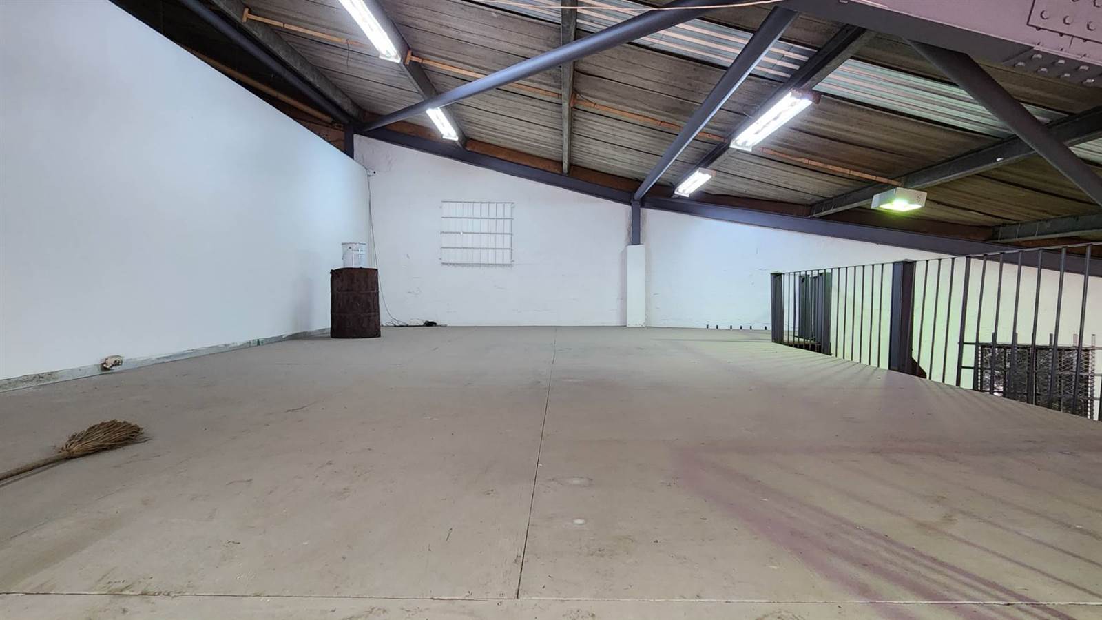 409  m² Industrial space in Glen Anil photo number 8