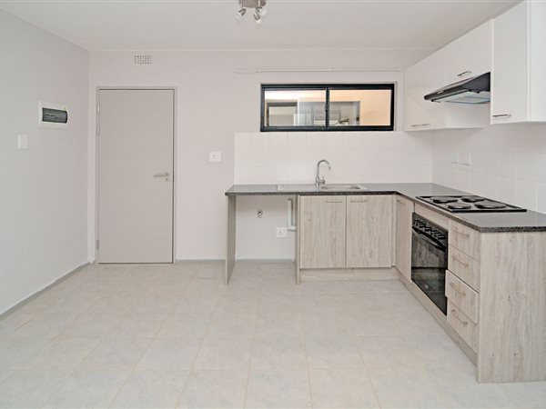 1 Bed Apartment in Clubview