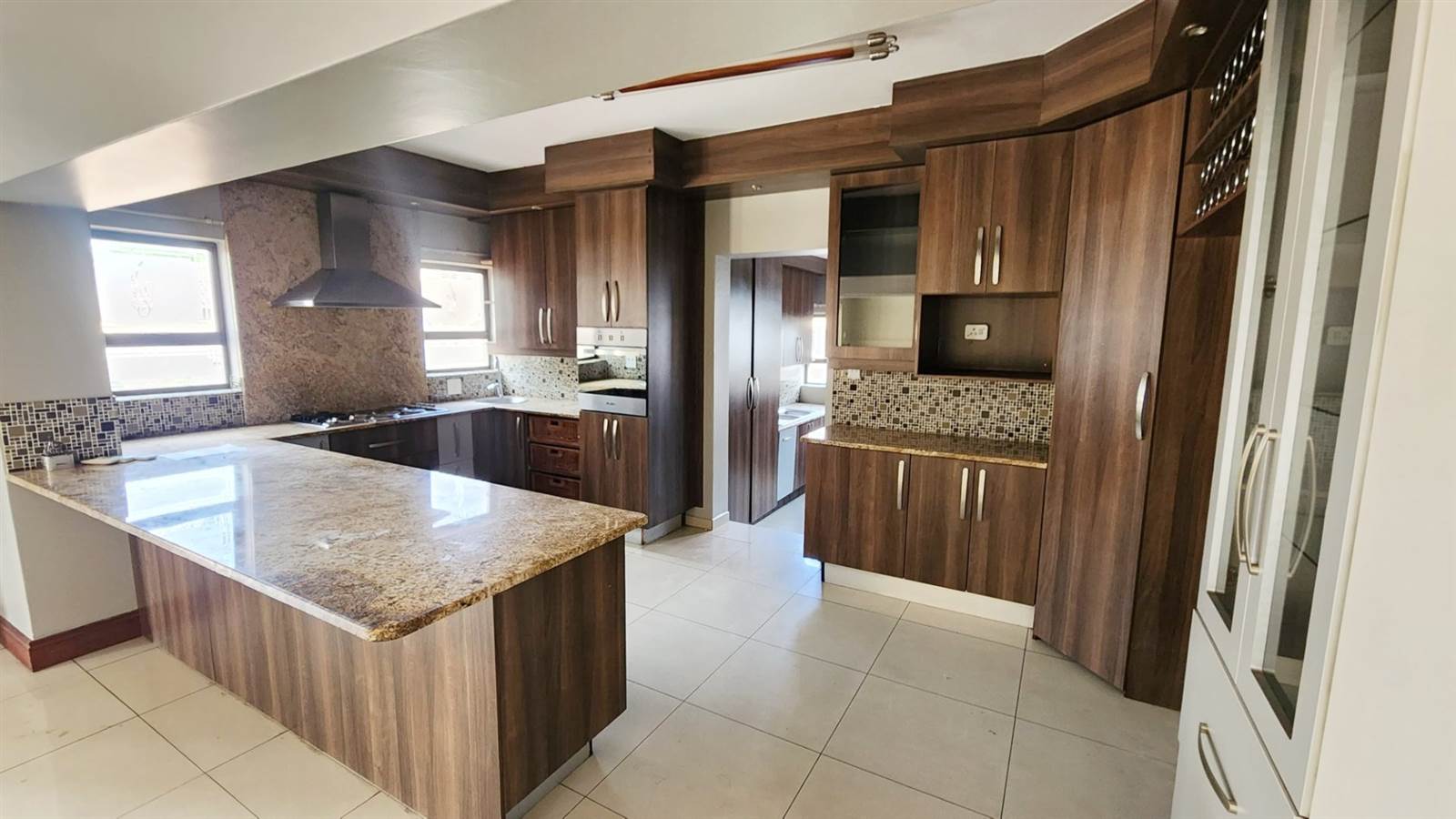 5 Bed House in Zambezi Country Estate photo number 9
