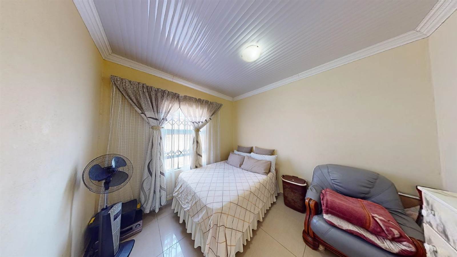 4 Bed House in Soshanguve photo number 14