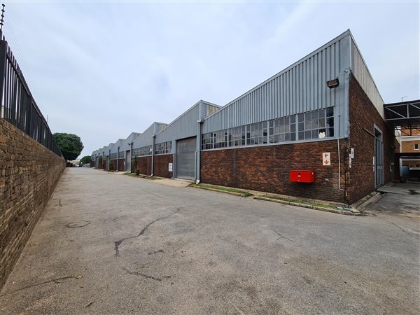 10 275  m² Industrial space