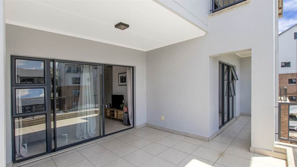 2 Bed Townhouse in Olivedale photo number 10