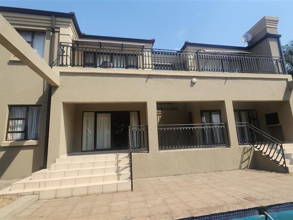 5 Bed Townhouse