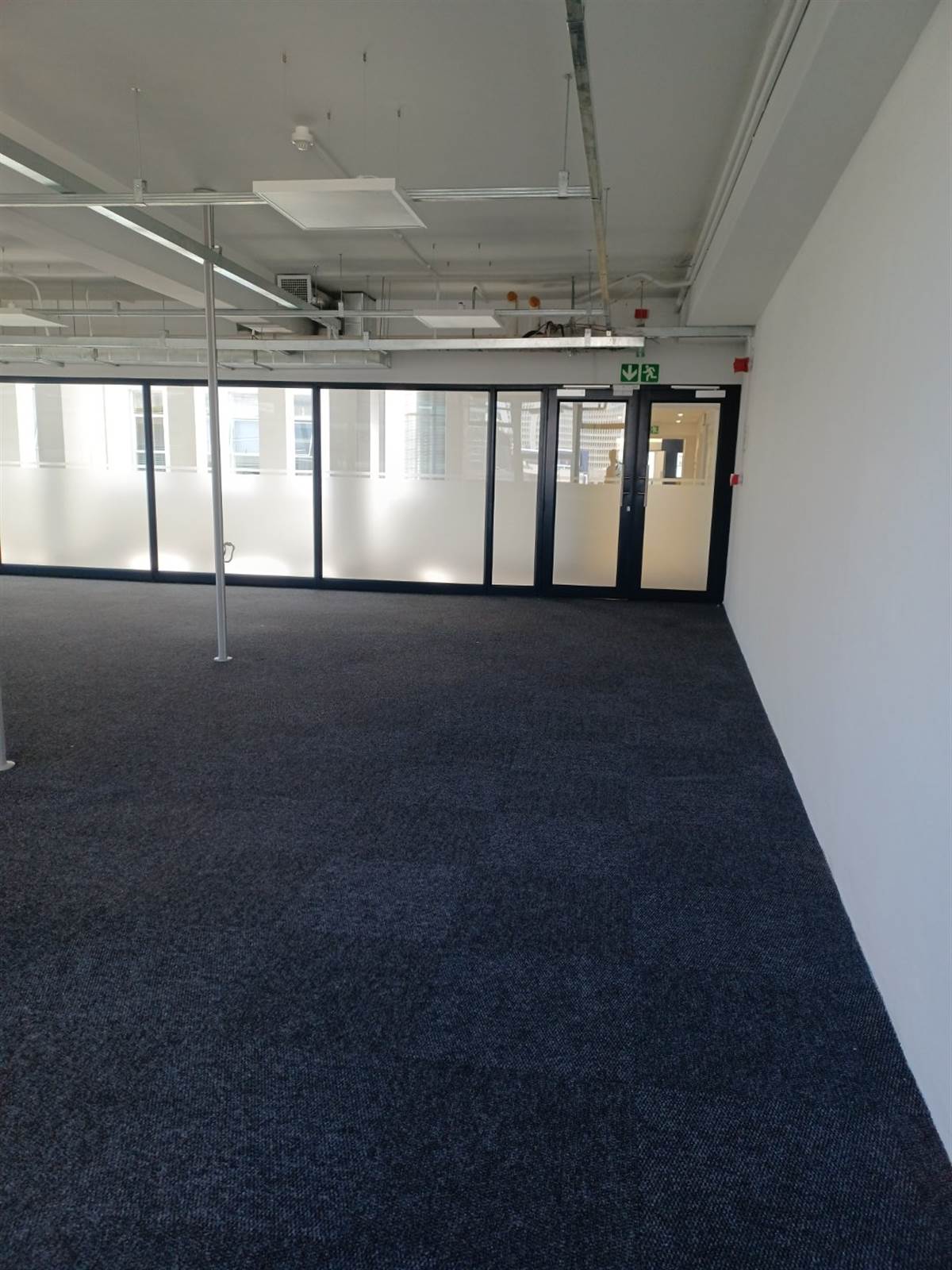 274  m² Office Space in Cape Town City Centre photo number 5