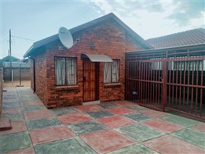 2 Bed House in Soshanguve