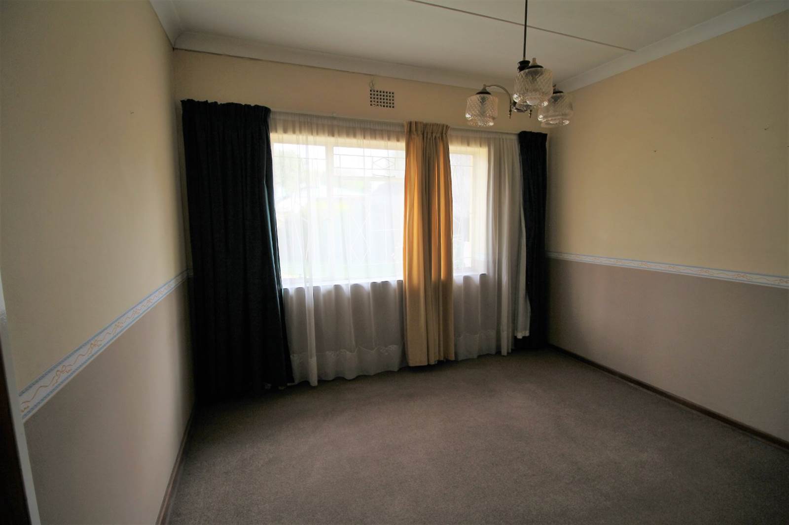 4 Bed House in Northmead photo number 10