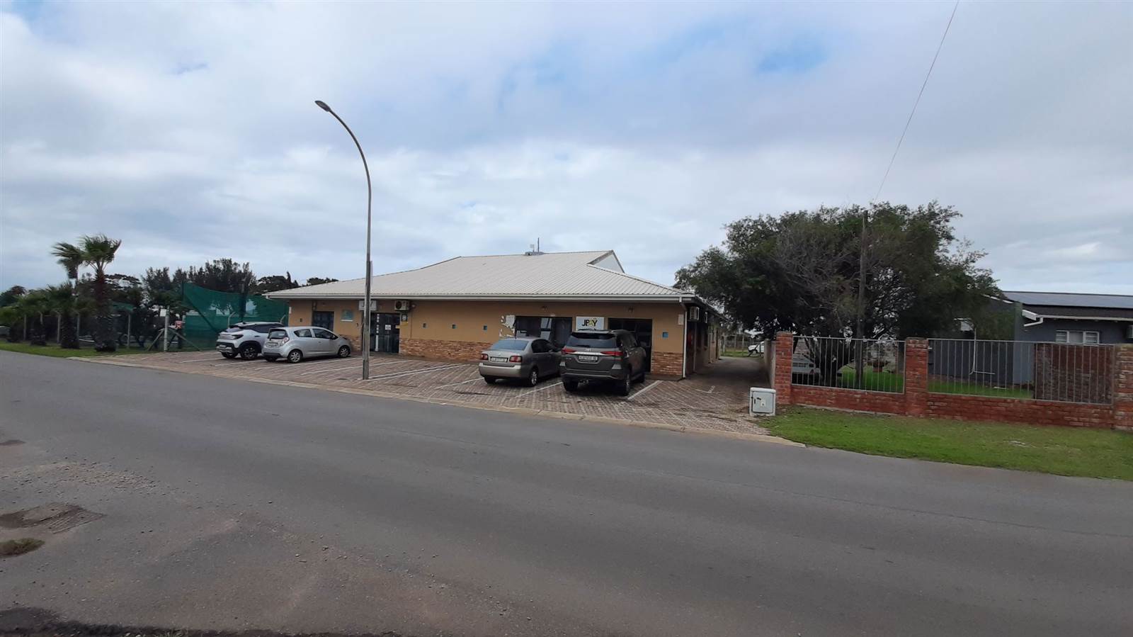 400  m² Commercial space in Jeffreys Bay photo number 3