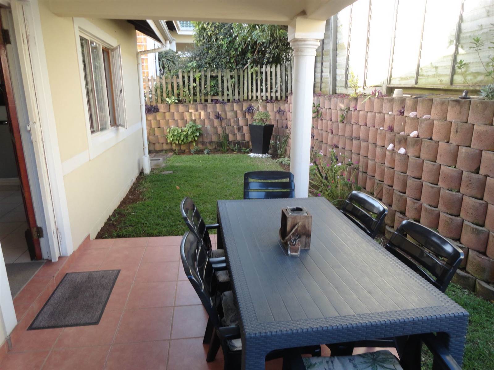 3 Bed Townhouse in Mt Edgecombe photo number 2