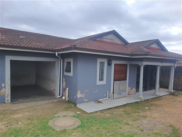 3 Bedroom House 3 Bedroom House