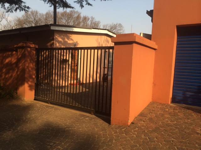 4 Bed House in Boksburg North photo number 15