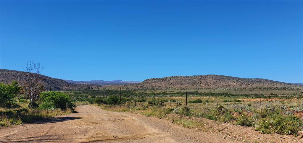 1 ha Land available in Willowmore photo number 3