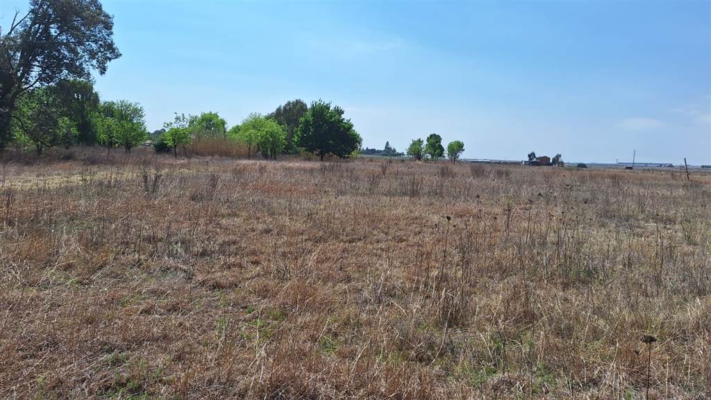 2.2 ha Land available in Endicott photo number 3