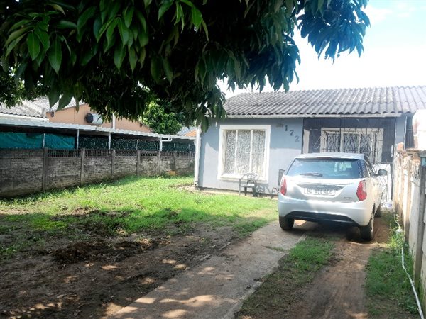2 Bedroom Simplex 2 Bedroom Simplex