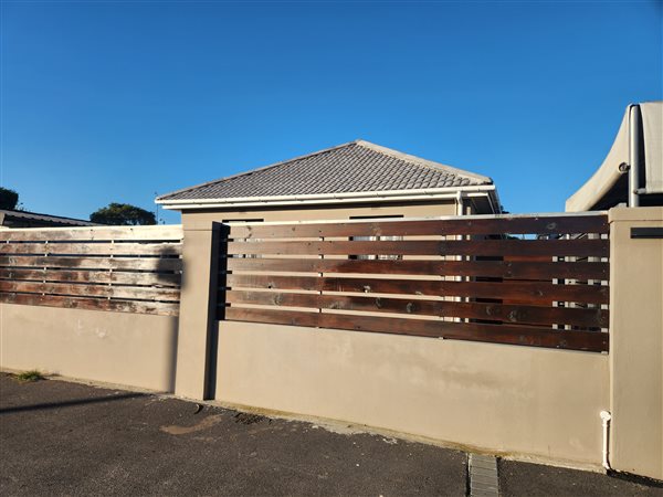 2 Bedroom House 2 Bedroom House