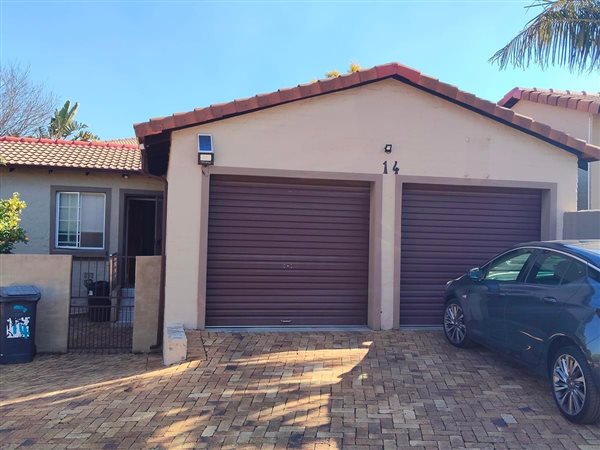 2 Bedroom Townhouse 2 Bedroom Townhouse
