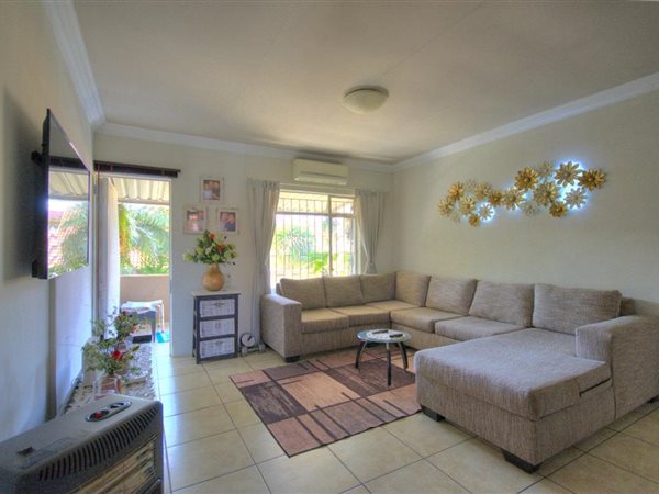2 Bedroom Townhouse 2 Bedroom Townhouse