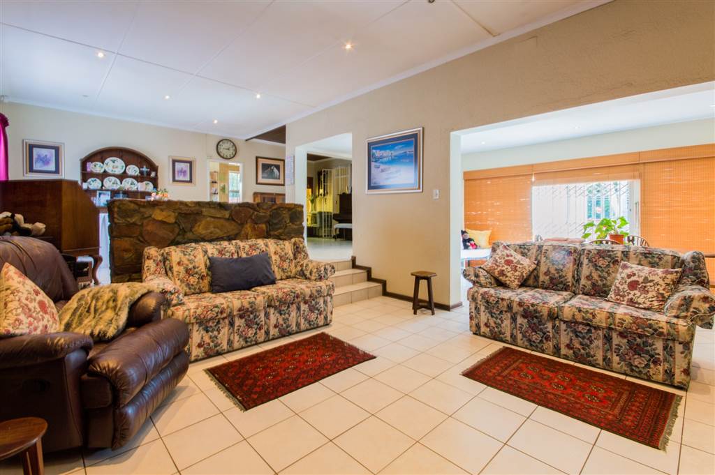 3 Bed House for sale in Edenglen T4295659 Private Property