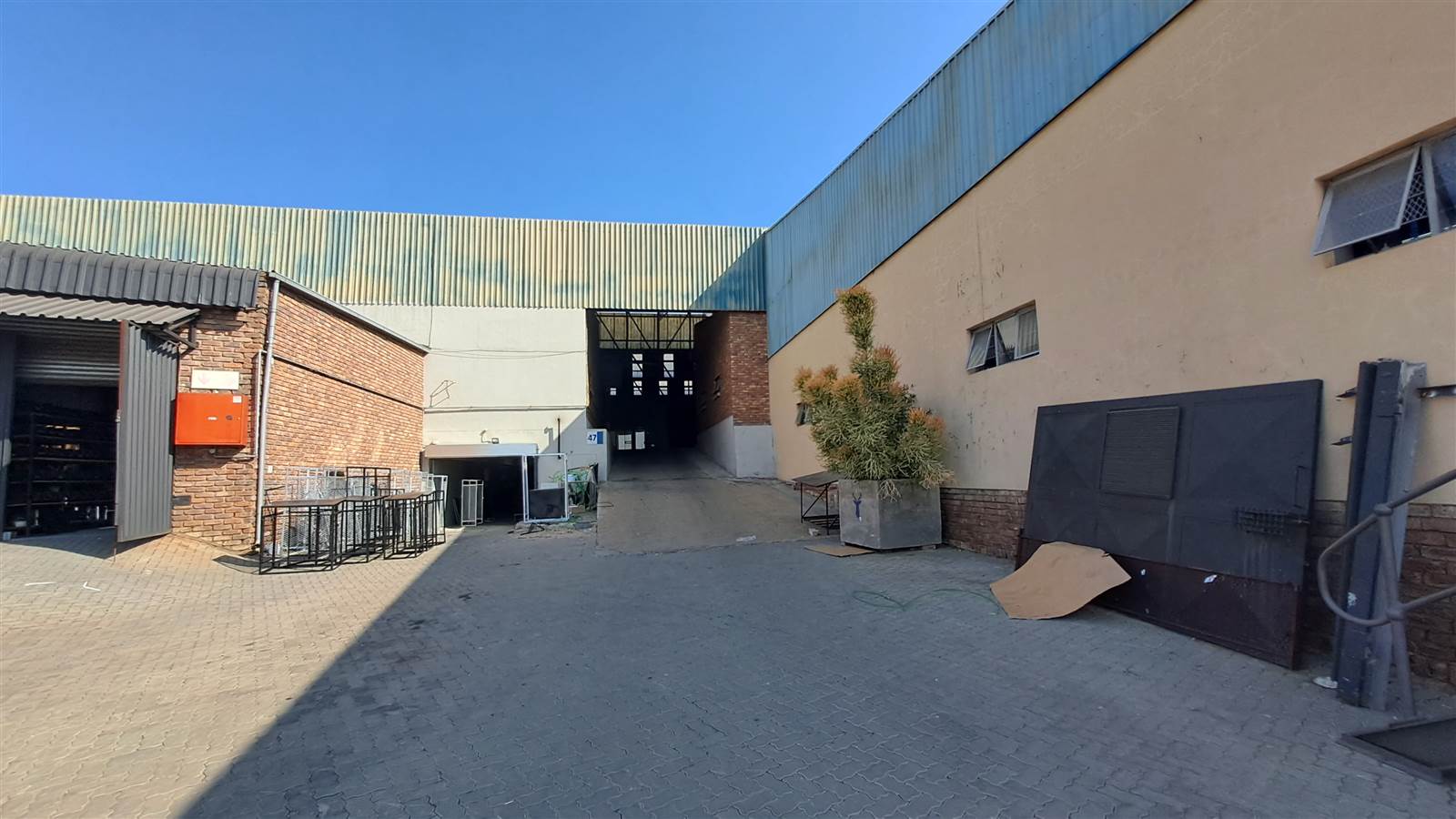 419  m² Industrial space in Silverton photo number 10
