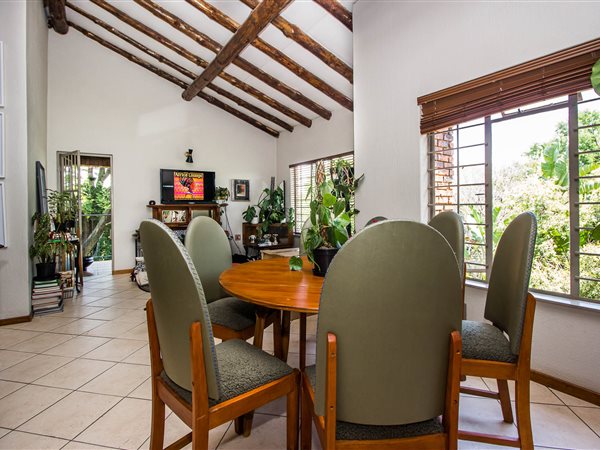 3 Bedroom Townhouse 3 Bedroom Townhouse