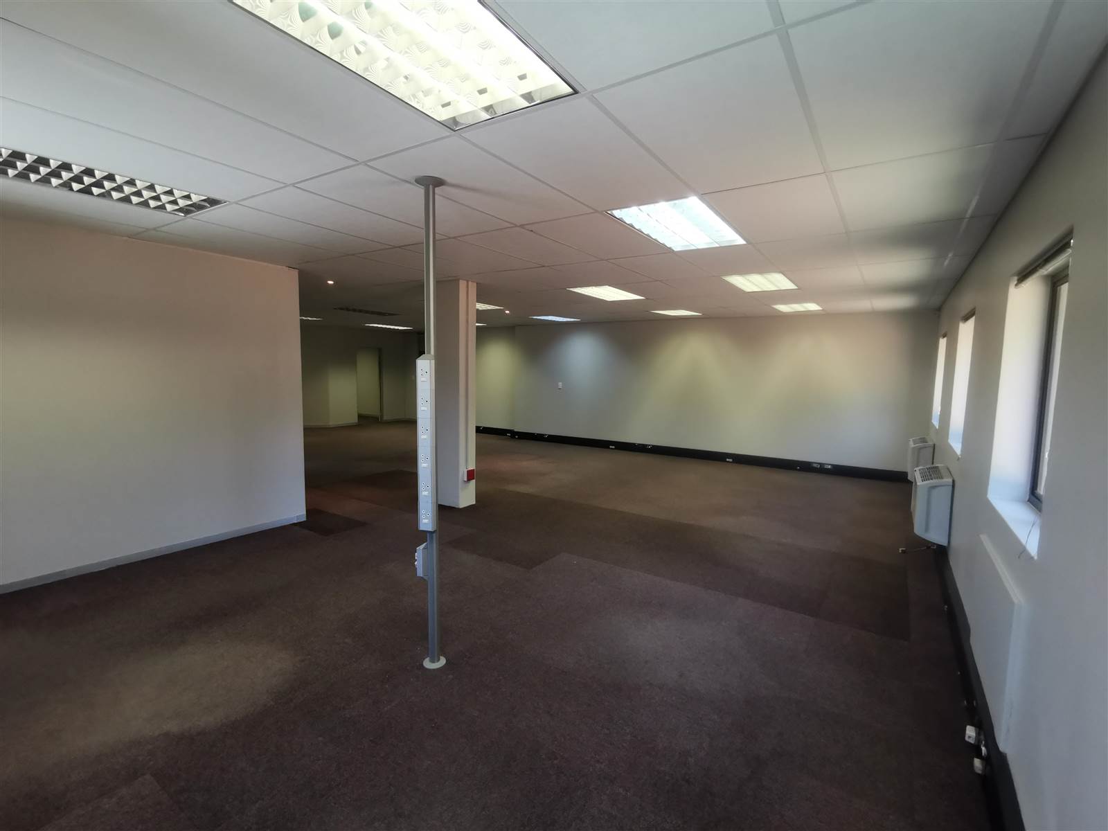 295  m² Commercial space in Strubens Valley photo number 19