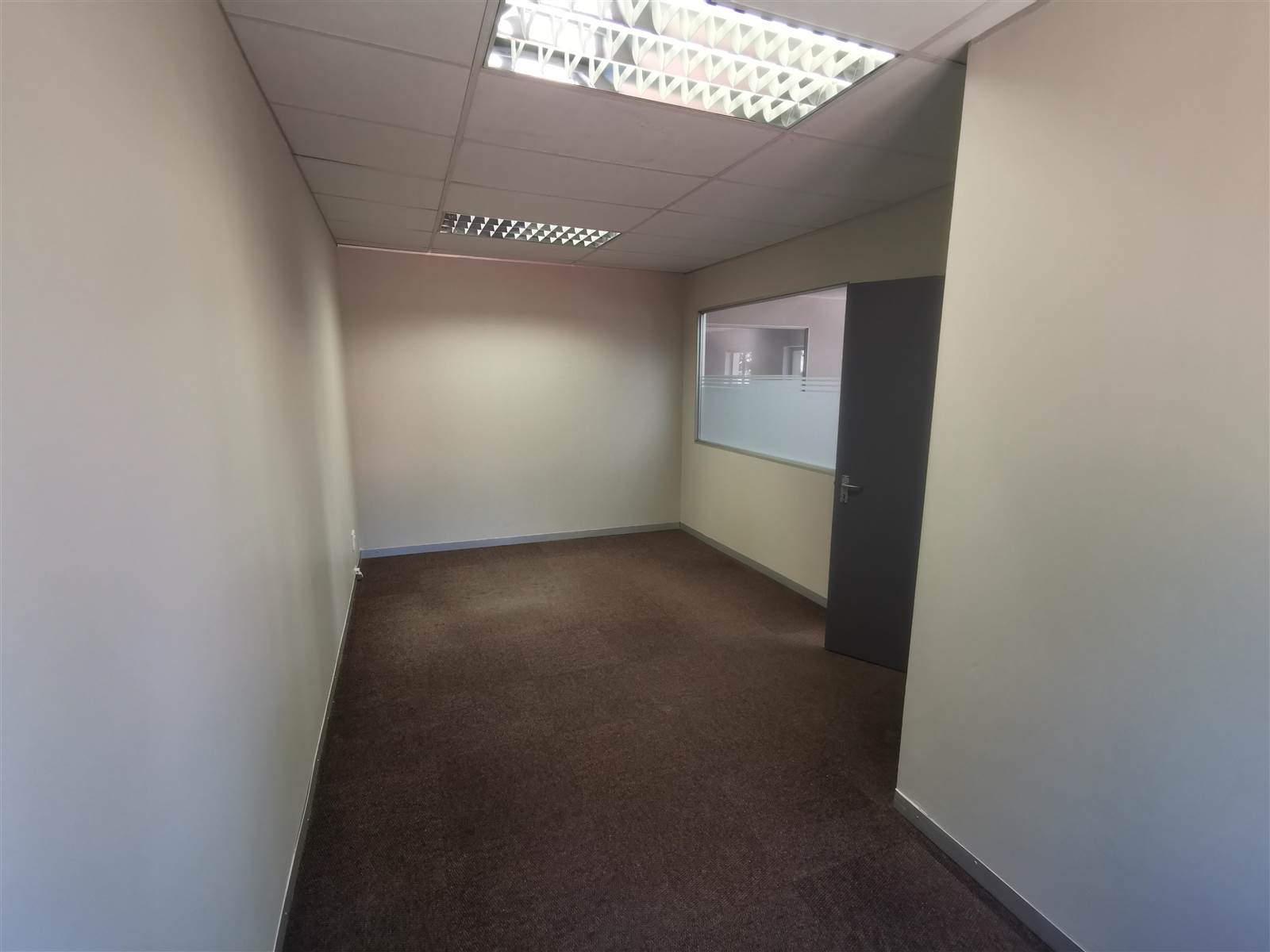 295  m² Commercial space in Strubens Valley photo number 11