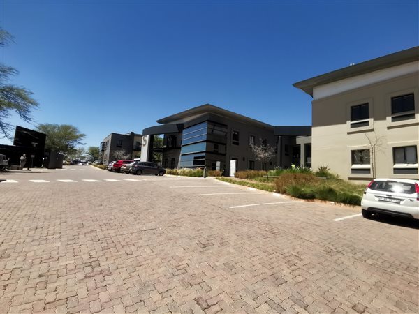 295  m² Commercial space in Strubens Valley
