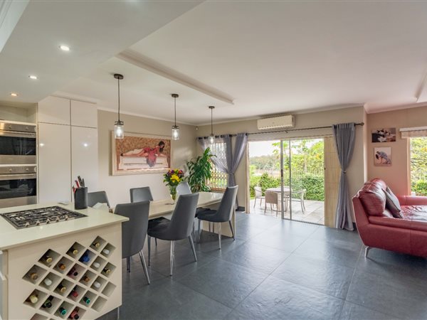 3 Bedroom Townhouse 3 Bedroom Townhouse