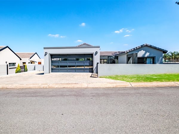 3 Bedroom House 3 Bedroom House