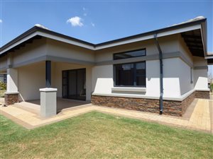 2 Bed House in Zesfontein AH