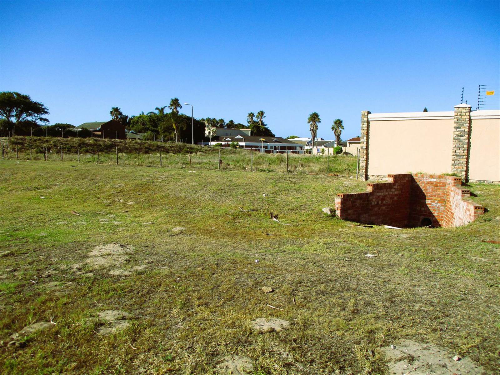 978 m² Land available in Summerstrand photo number 10