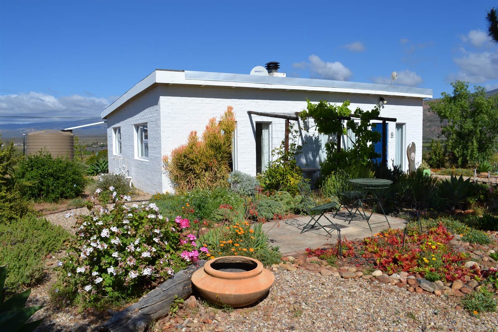 2 Bed House in Calitzdorp photo number 11
