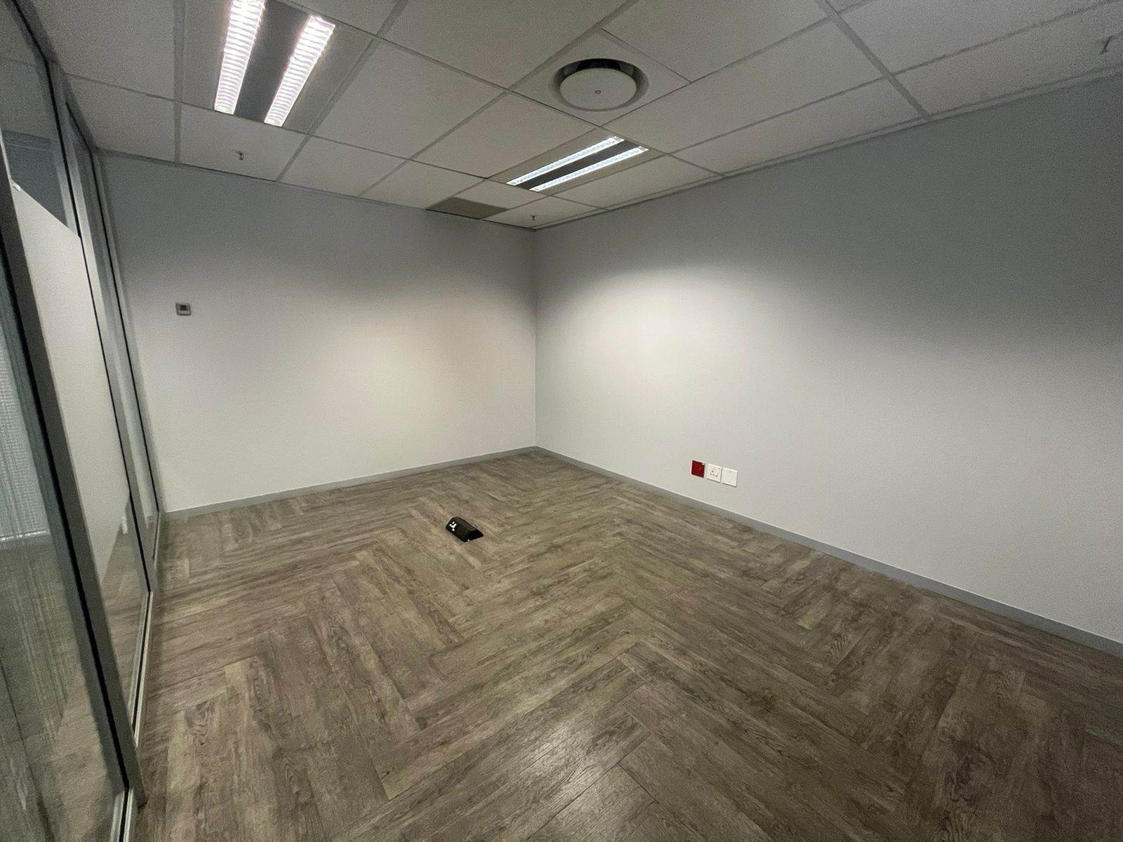 707  m² Commercial space in Sandown photo number 9