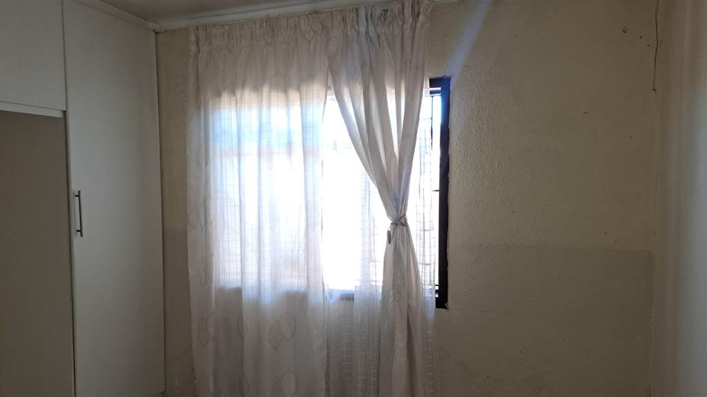 2 Bed House in Mabopane photo number 25